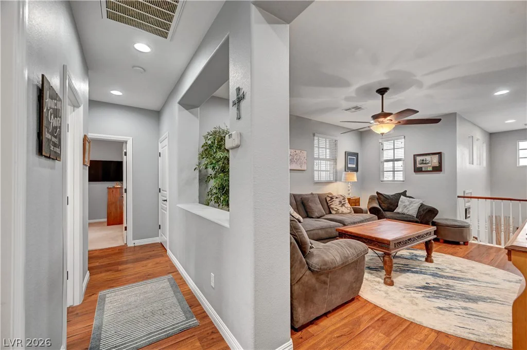 6937 Benson Ferry, Las Vegas, NV 89149