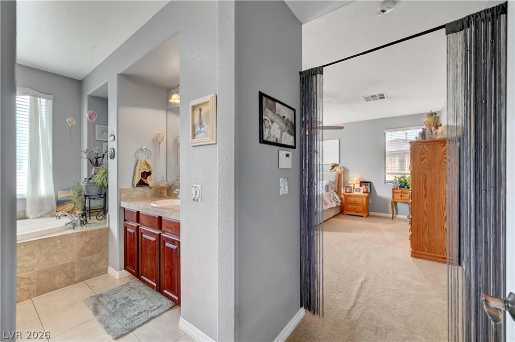 6937 Benson Ferry, Las Vegas, NV 89149