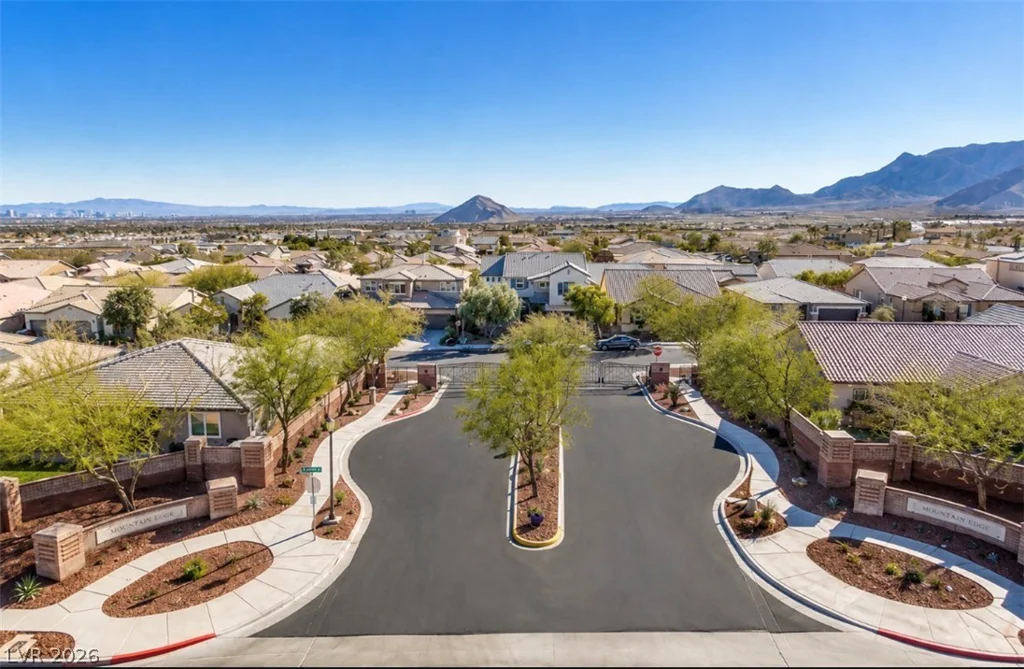 6937 Benson Ferry, Las Vegas, NV 89149
