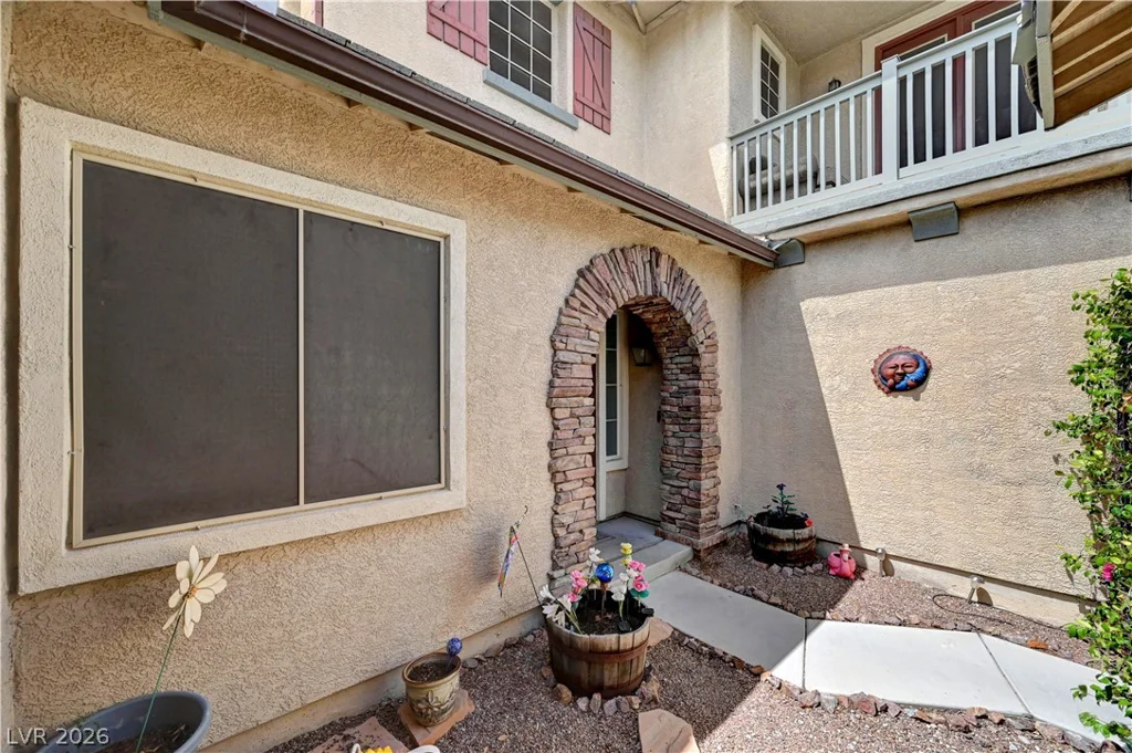 6937 Benson Ferry, Las Vegas, NV 89149