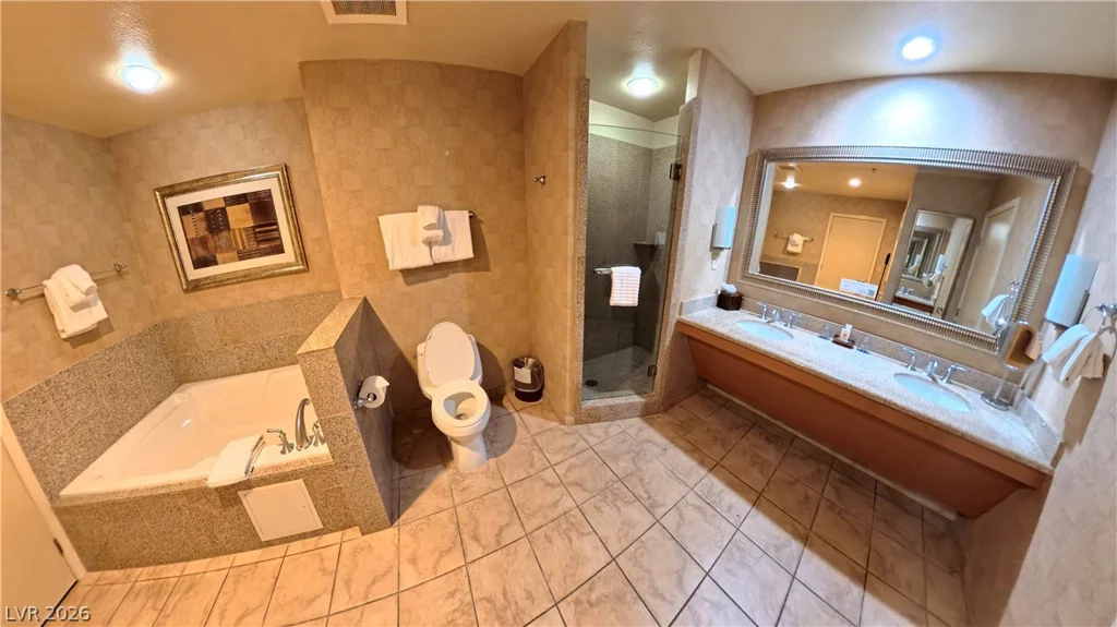 211 Flamingo, Las Vegas, NV 89169