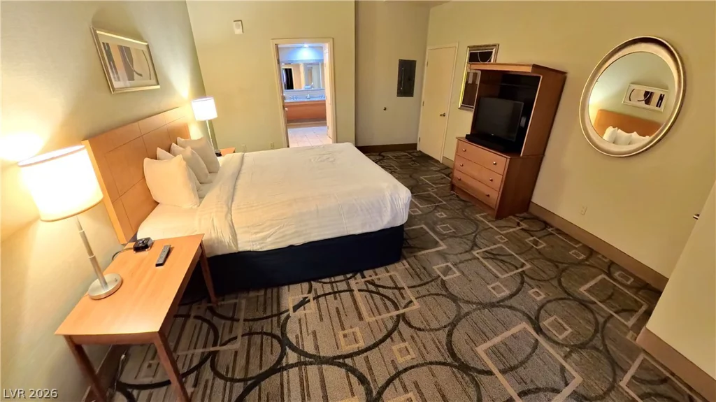211 Flamingo, Las Vegas, NV 89169
