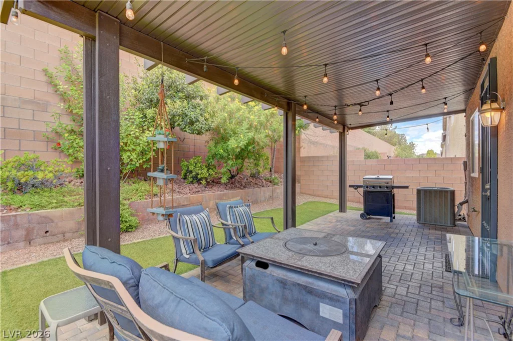 7319 Brisbane Hills Street, Las Vegas, NV 89166