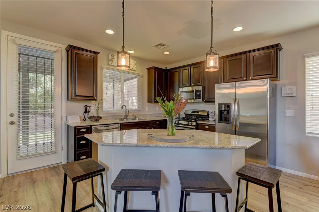 7319 Brisbane Hills Street, Las Vegas, NV 89166