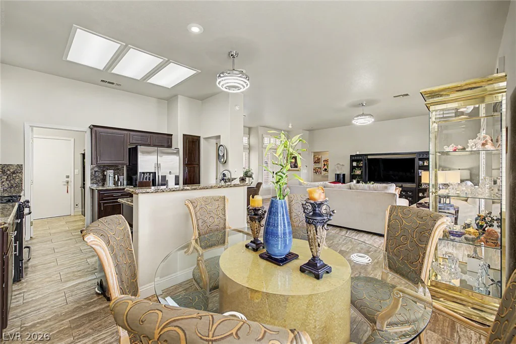 2628 Youngdale, Las Vegas, NV 89134