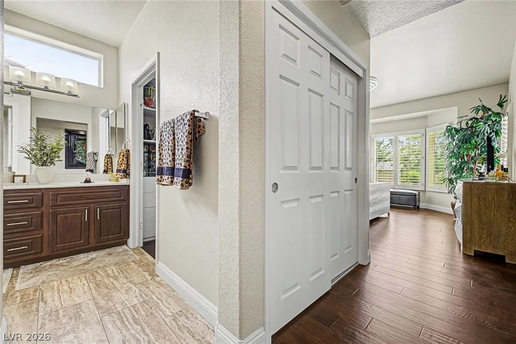 2628 Youngdale, Las Vegas, NV 89134