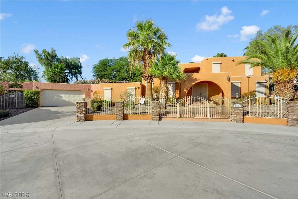 2631 Buffalo, Las Vegas, NV 89117