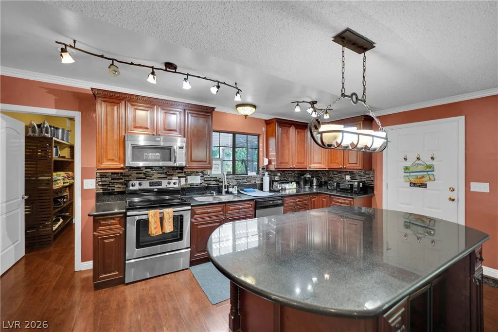 2631 Buffalo, Las Vegas, NV 89117