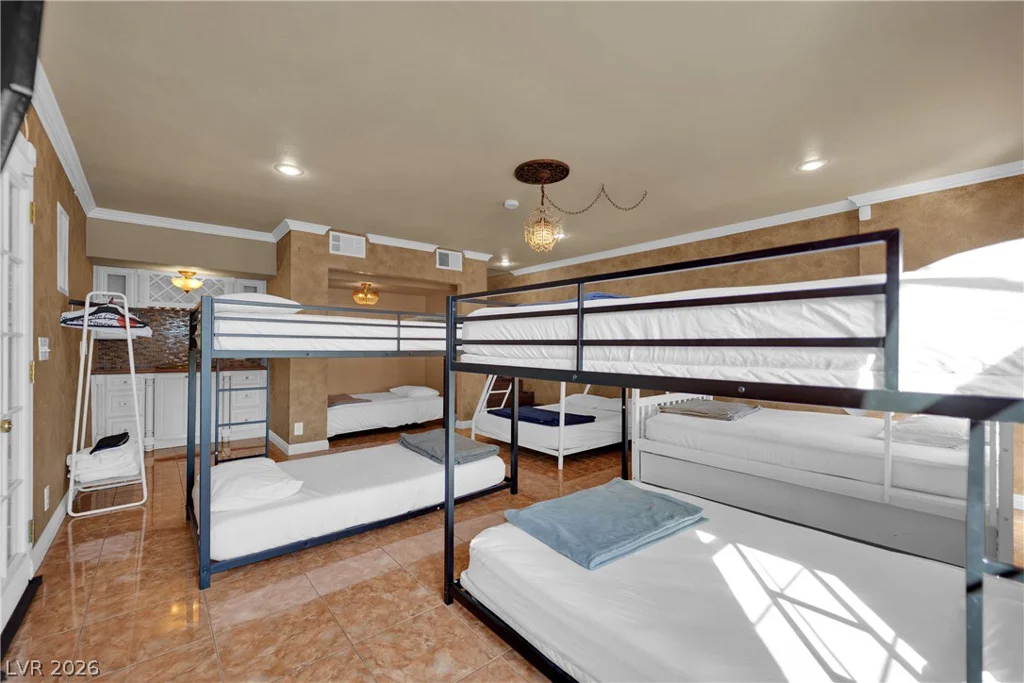 2631 Buffalo, Las Vegas, NV 89117
