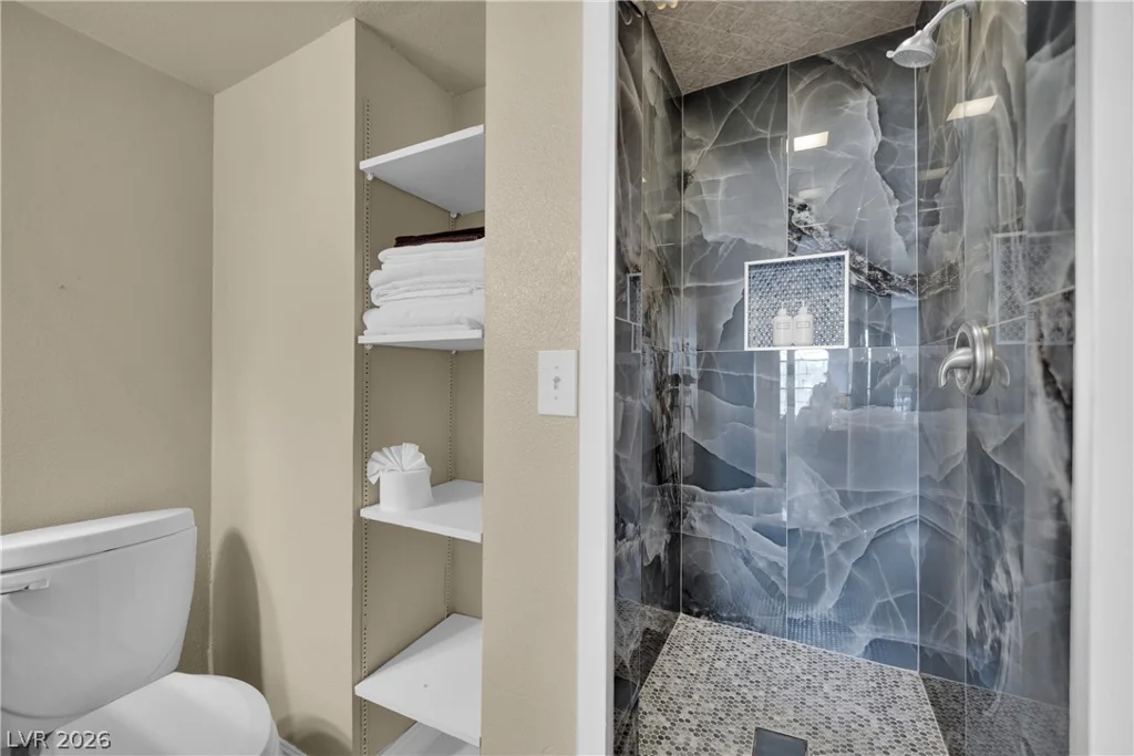 2631 Buffalo, Las Vegas, NV 89117