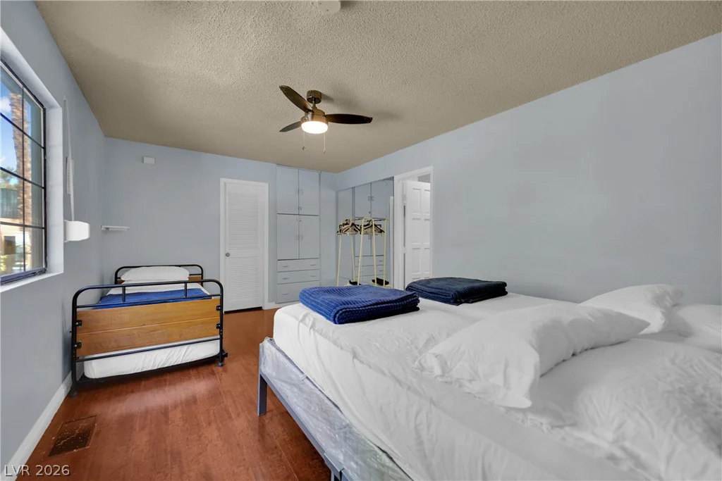 2631 Buffalo, Las Vegas, NV 89117