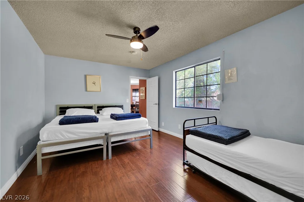 2631 Buffalo, Las Vegas, NV 89117