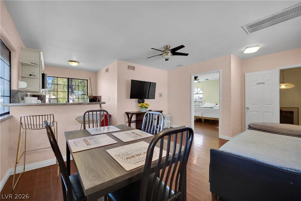 2631 Buffalo, Las Vegas, NV 89117