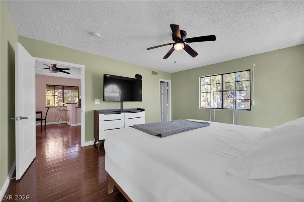 2631 Buffalo, Las Vegas, NV 89117