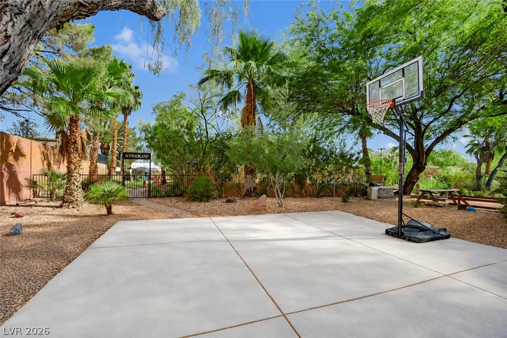 2631 Buffalo, Las Vegas, NV 89117