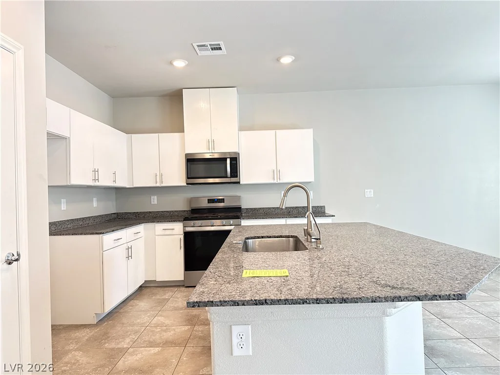 3807 Andorian, North Las Vegas, NV 89084