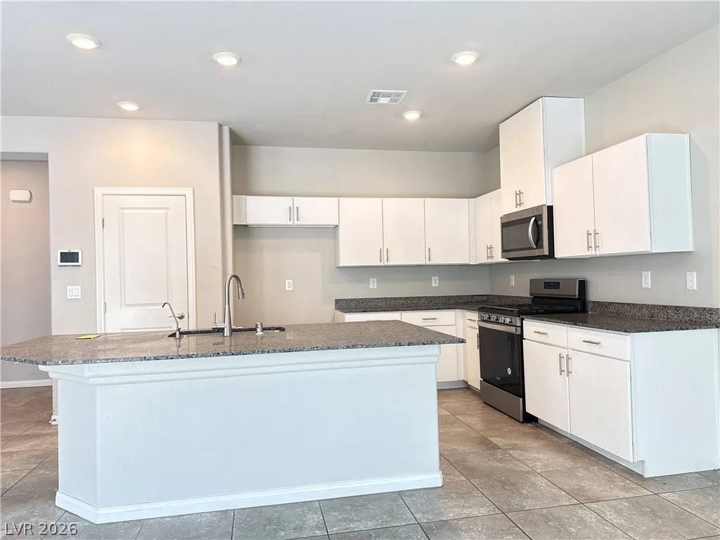 3807 Andorian, North Las Vegas, NV 89084