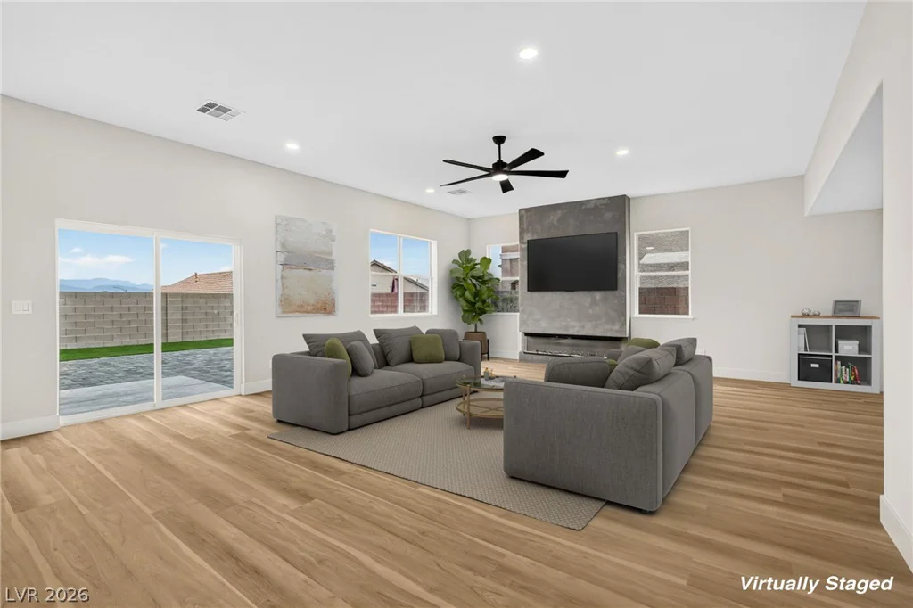 1287 Lime Point, Las Vegas, NV 89110