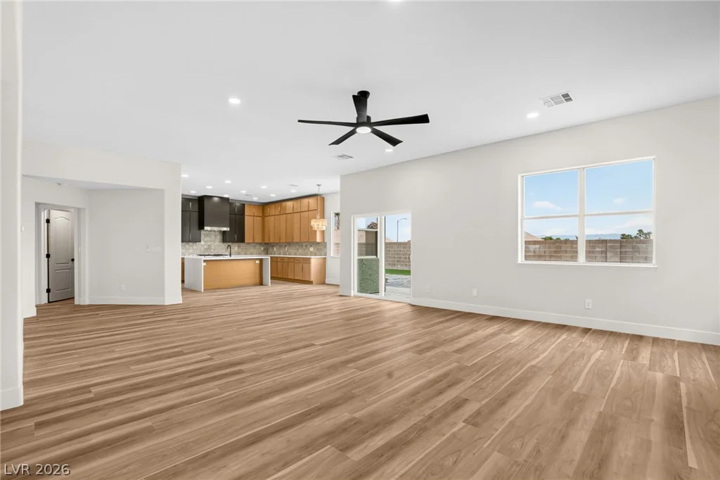 1287 Lime Point, Las Vegas, NV 89110