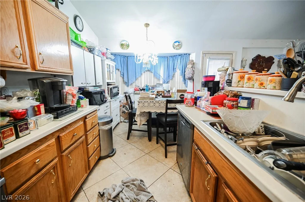 6092 Golden Nectar, Las Vegas, NV 89142