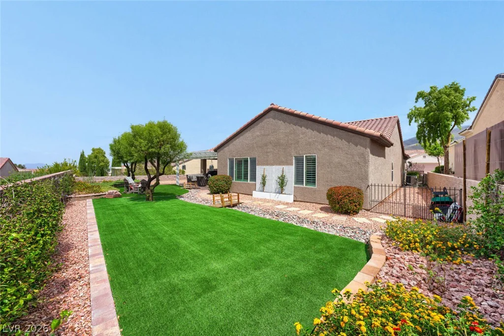 2381 Orangeburg, Henderson, NV 89044