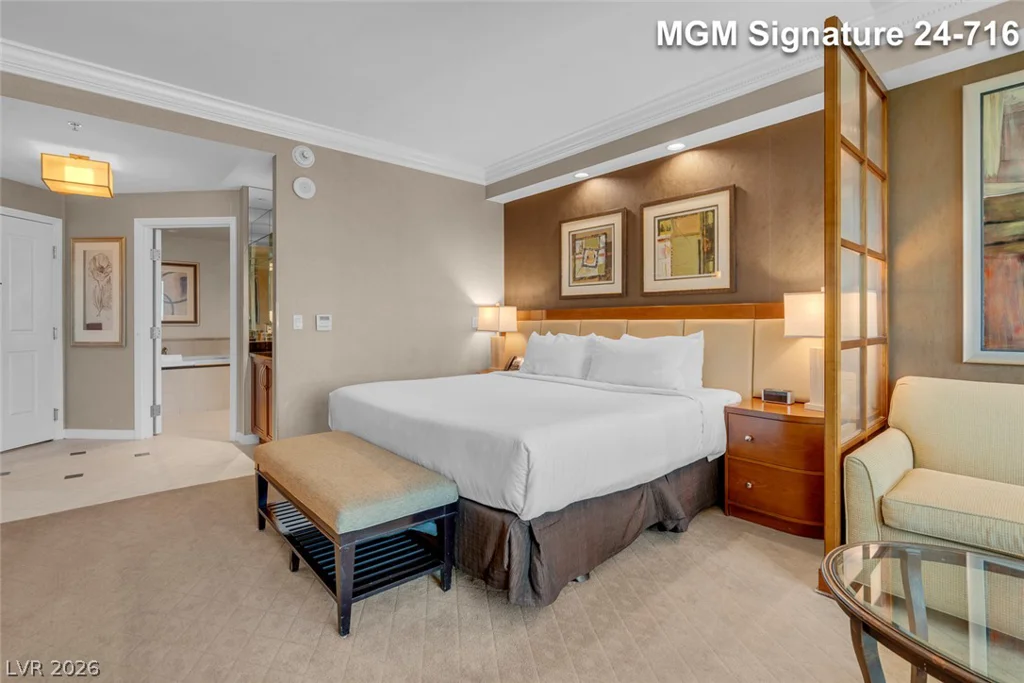 135 Harmon, Las Vegas, NV 89109
