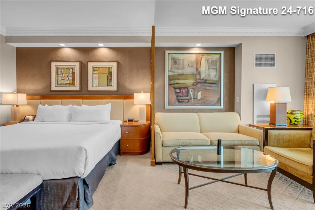135 Harmon, Las Vegas, NV 89109