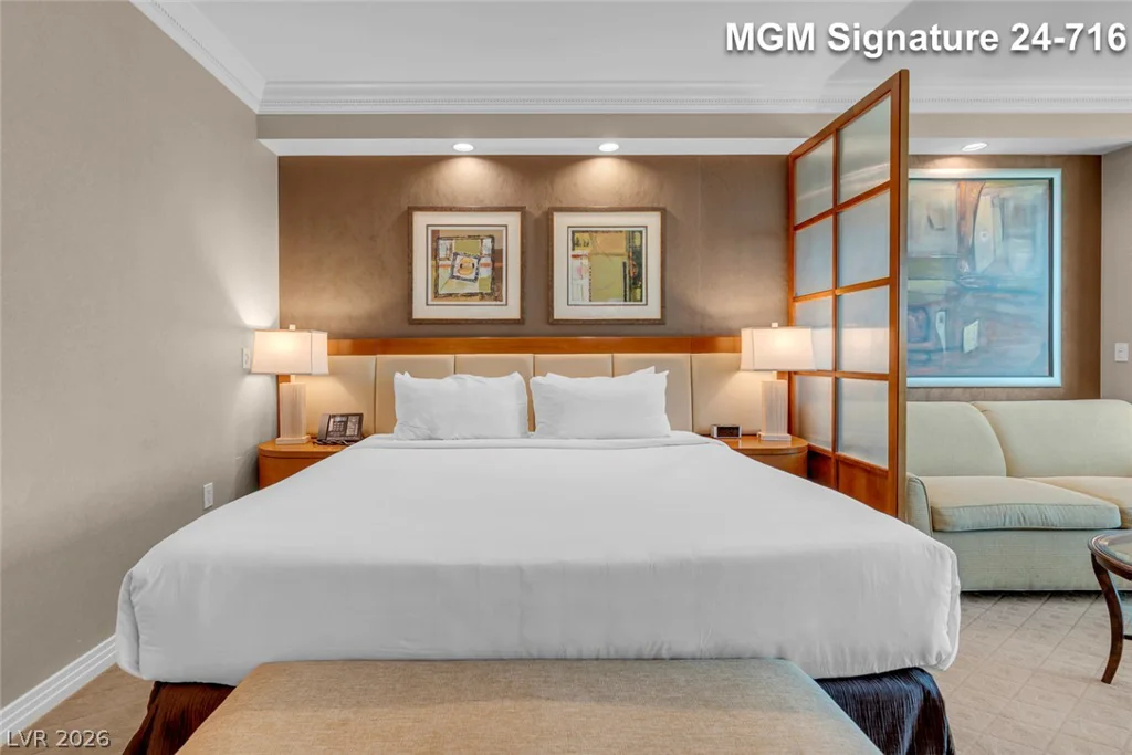 135 Harmon, Las Vegas, NV 89109