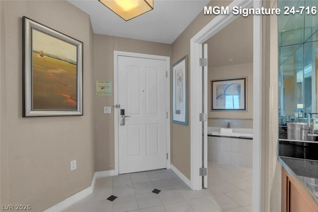 135 Harmon, Las Vegas, NV 89109