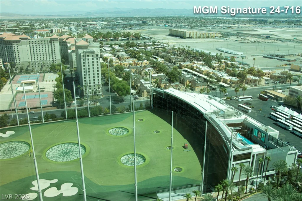 135 Harmon, Las Vegas, NV 89109
