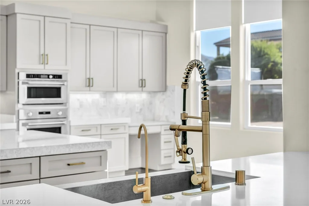 1121 Du Fort Hills, Henderson, NV 89002