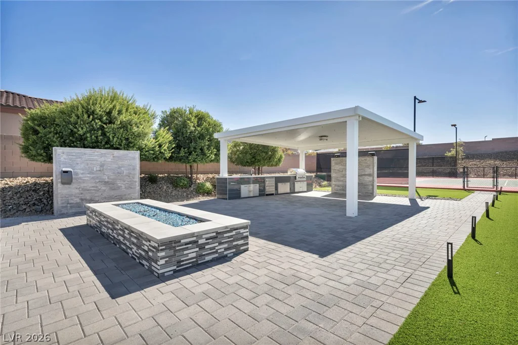 1121 Du Fort Hills, Henderson, NV 89002