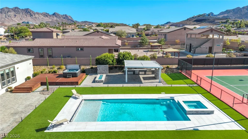 1121 Du Fort Hills, Henderson, NV 89002
