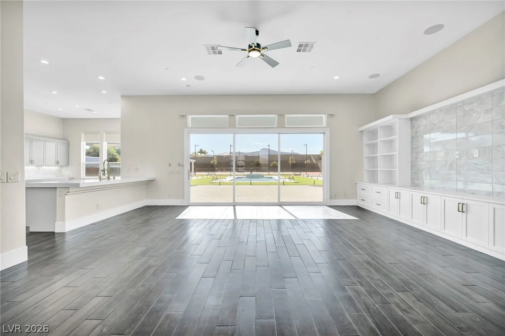 1121 Du Fort Hills, Henderson, NV 89002