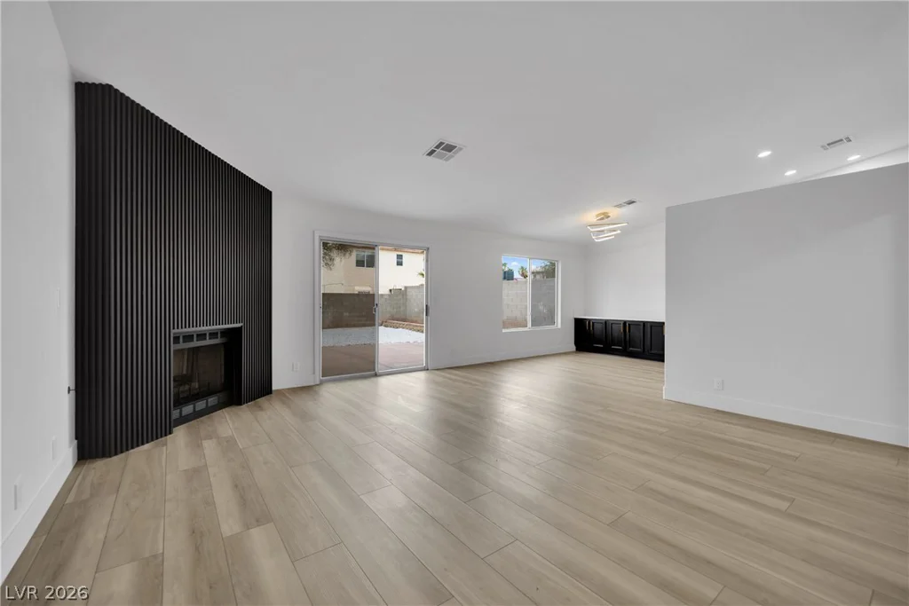 908 Sunnyfield, Henderson, NV 89015