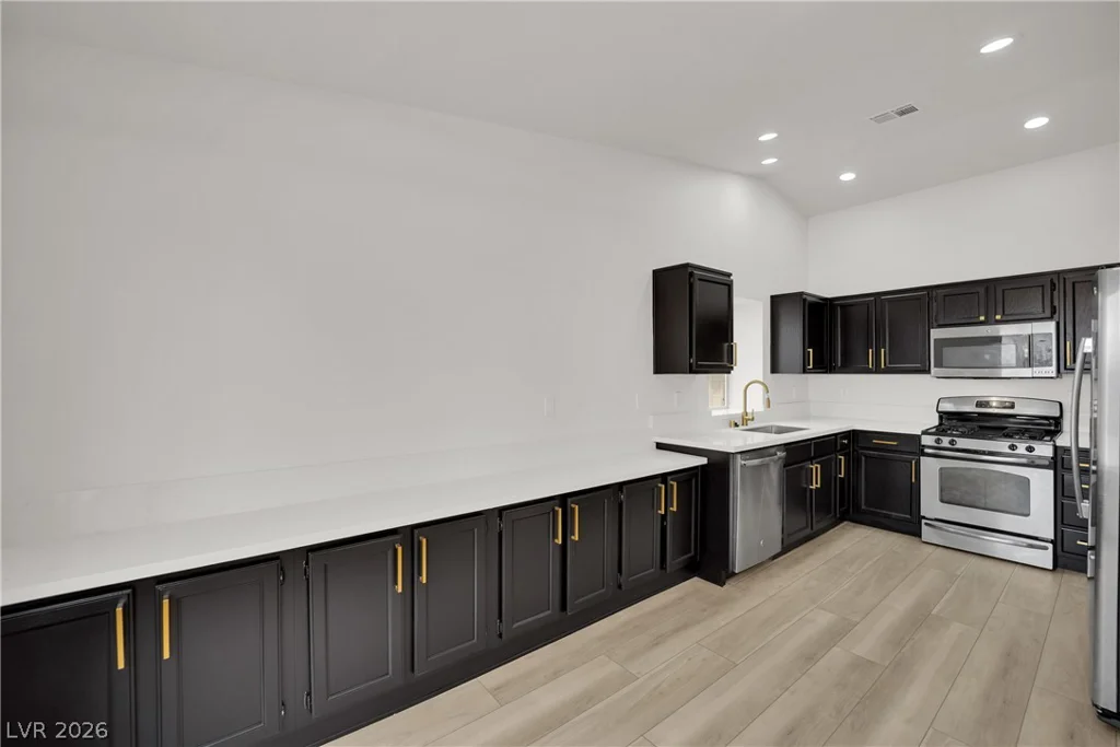 908 Sunnyfield, Henderson, NV 89015