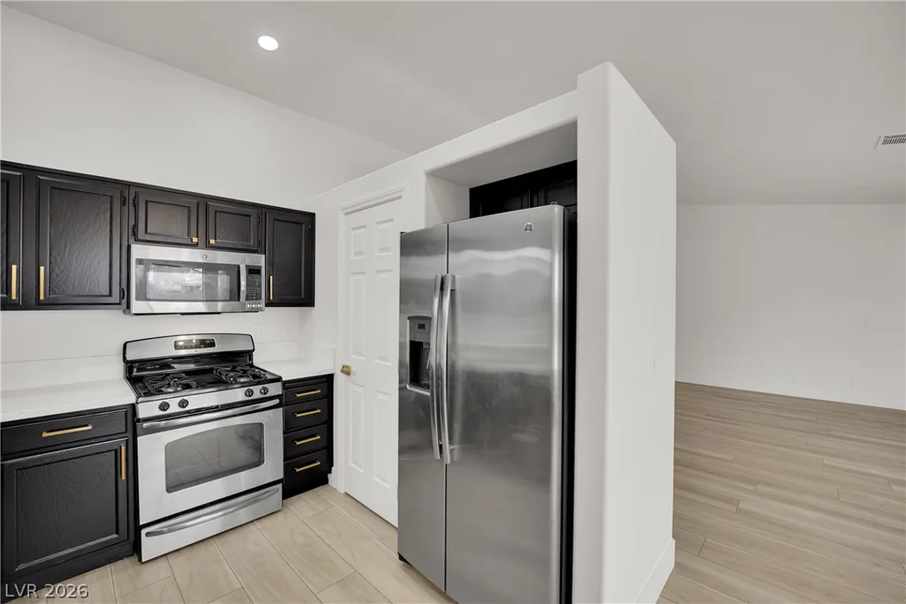 908 Sunnyfield, Henderson, NV 89015