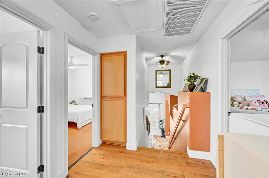 5926 Gingham, North Las Vegas, NV 89031