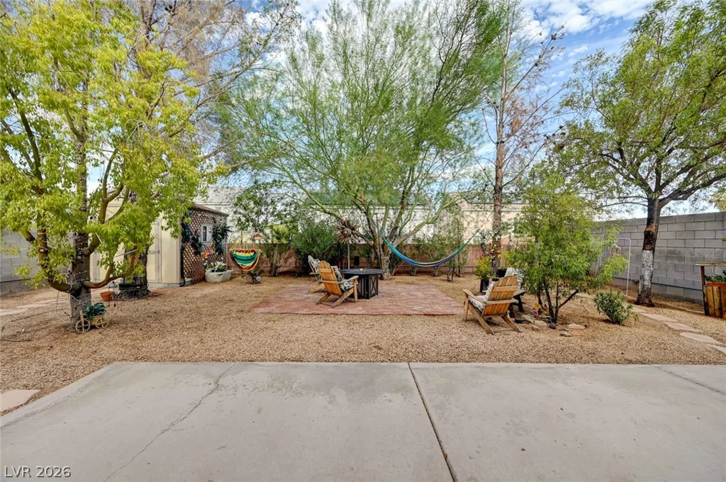 5926 Gingham, North Las Vegas, NV 89031