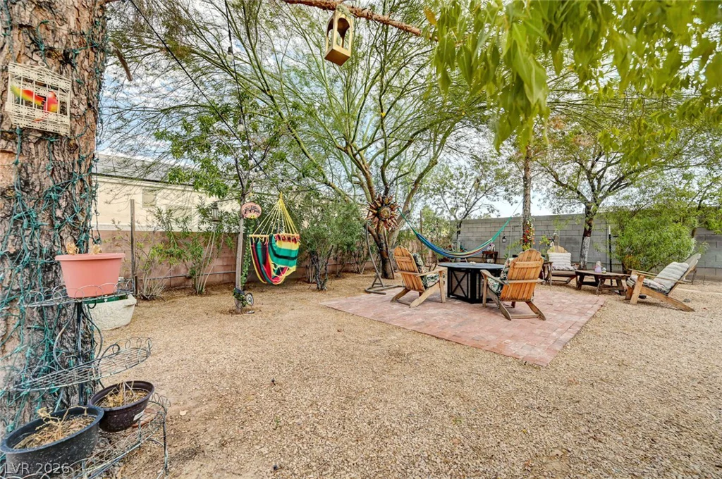 5926 Gingham, North Las Vegas, NV 89031