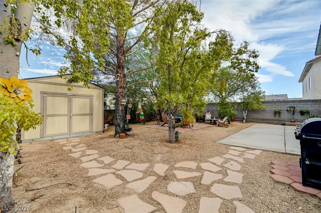 5926 Gingham, North Las Vegas, NV 89031