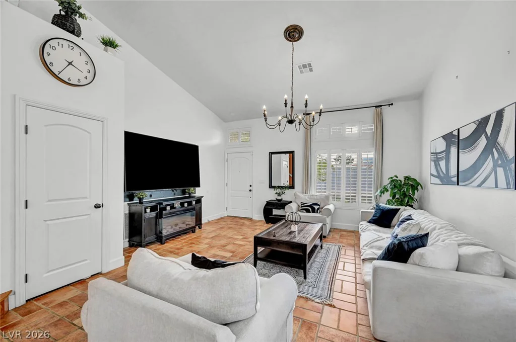 5926 Gingham, North Las Vegas, NV 89031