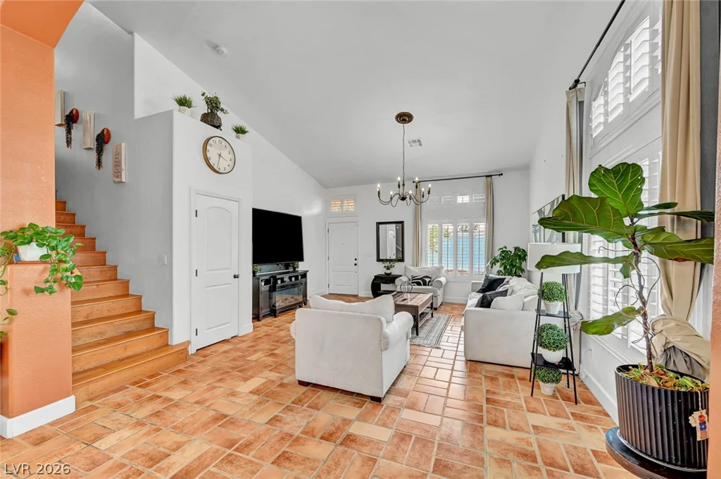 5926 Gingham, North Las Vegas, NV 89031