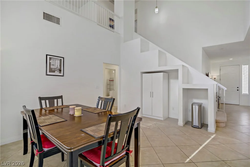 3205 Rainmaker, Las Vegas, NV 89129