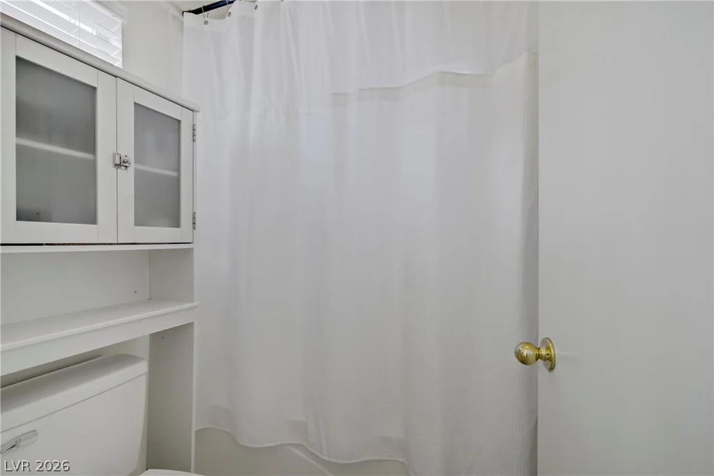 3205 Rainmaker, Las Vegas, NV 89129
