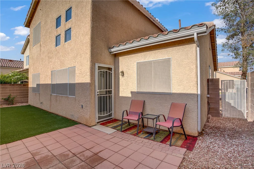 3205 Rainmaker, Las Vegas, NV 89129