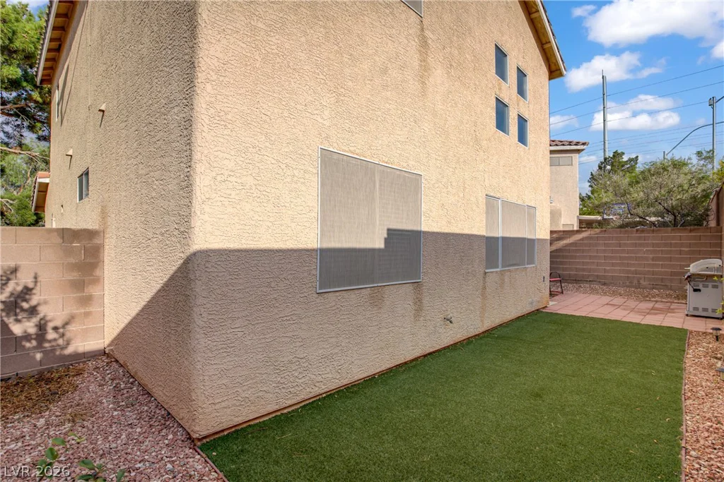 3205 Rainmaker, Las Vegas, NV 89129