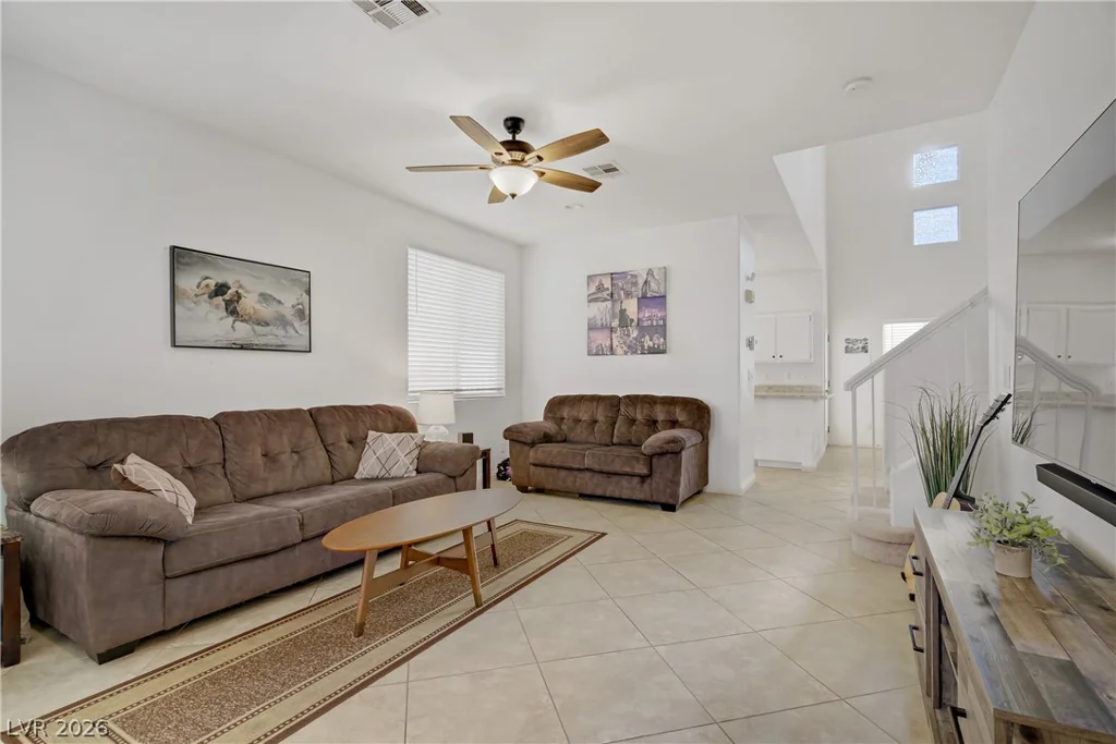 3205 Rainmaker, Las Vegas, NV 89129