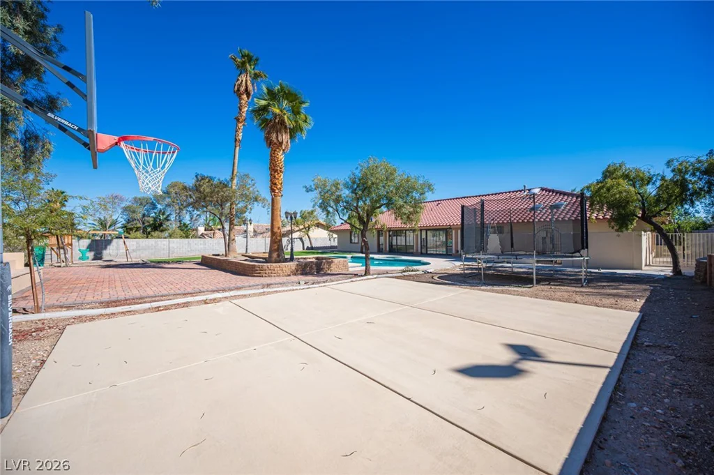 7100 King Solomons, Las Vegas, NV 89117