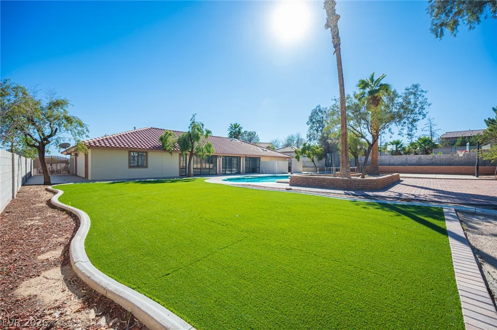 7100 King Solomons, Las Vegas, NV 89117